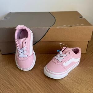 Vans Ward Pink/White Toddler Slip On Sneakers - SZ 4 C